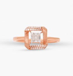 The Coruscating Quad Ring